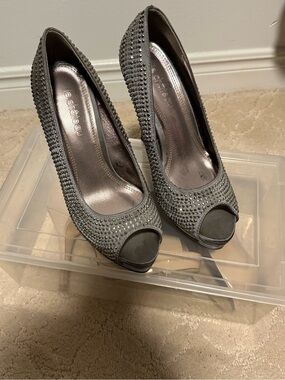 le chateau Gray Peep-Toe Rhinestone Heels